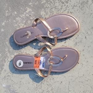 Rose Gold Flip Flops (6)
